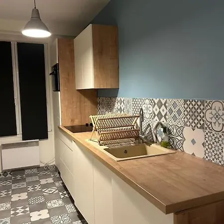 Studio/F1 Aux Buttes Chaumont Paris Extérieur photo