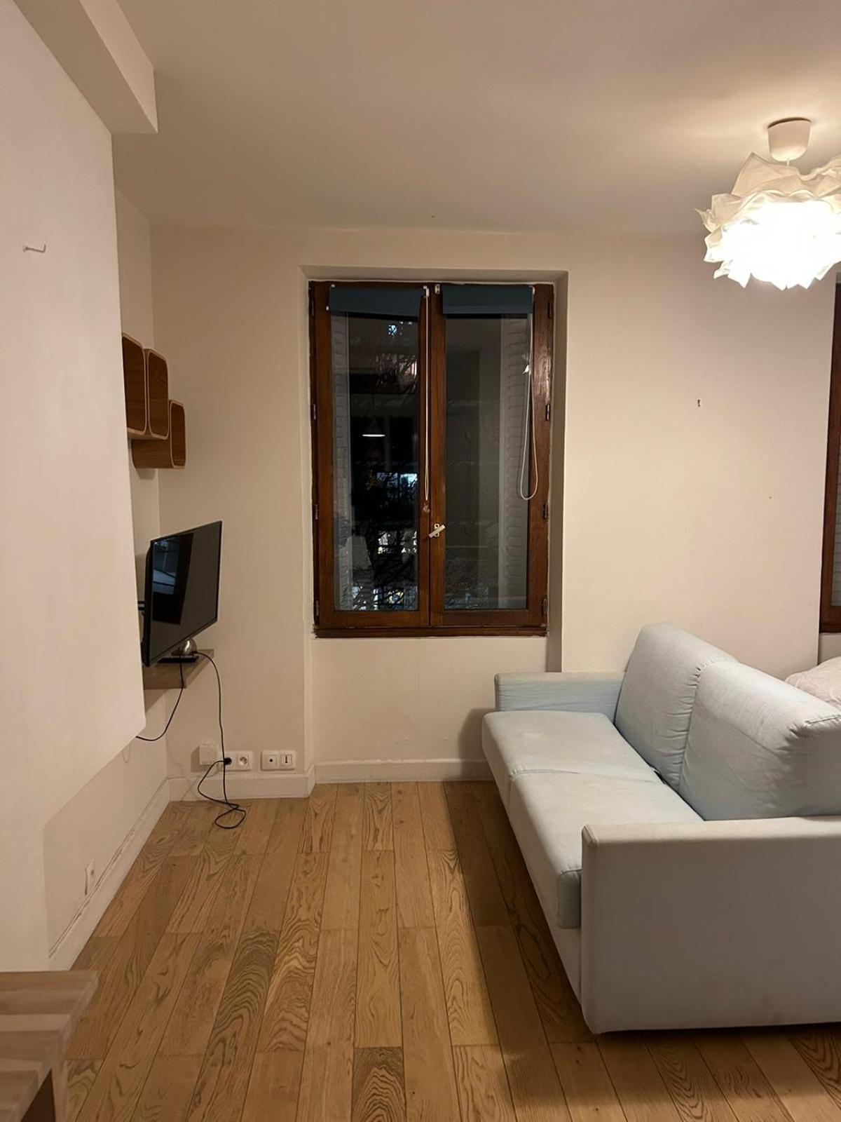 Studio/f1 Aux Buttes Chaumont Appartement *